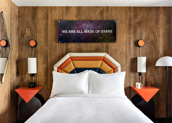 Hotel Americana Motor In Near Nau & Downtown