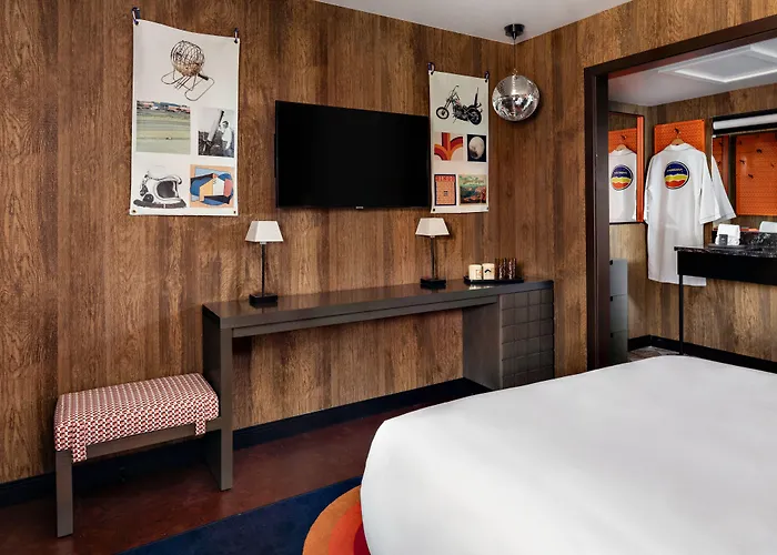 Hotel Americana Motor In Near Nau & Downtown Flagstaff